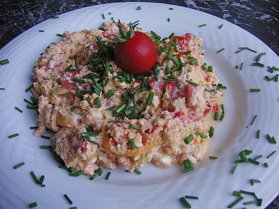 Rührei mit Tomate und Schafskäse von plumbum | Chefkoch.de
