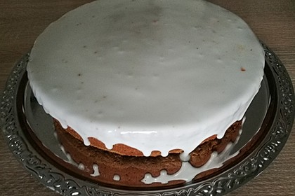Saftiger Karottenkuchen ohne Margarine o. ä. 7