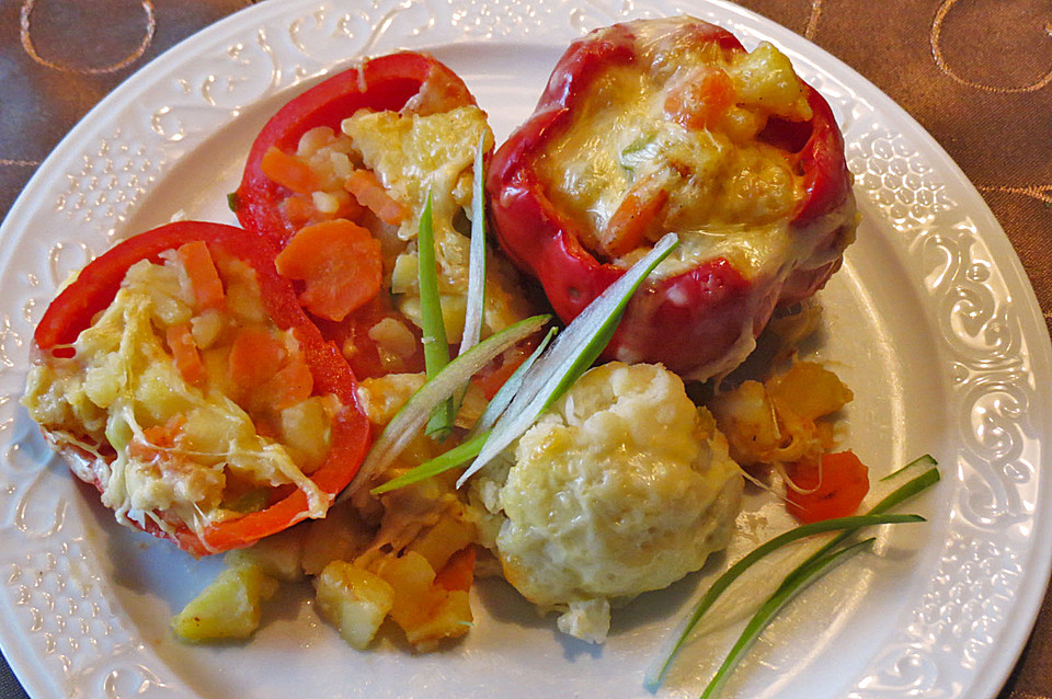 Paprika gefüllt mit Kartoffeln von MARIJANAURSIC | Chefkoch.de
