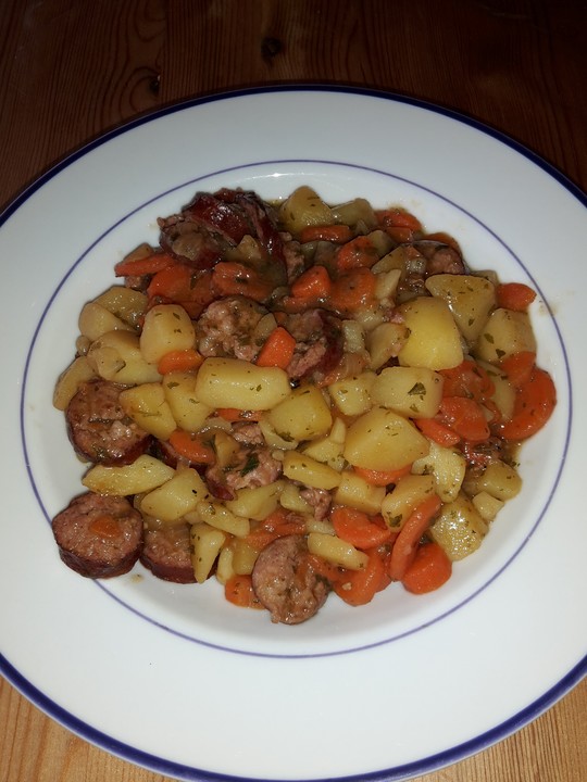 Kartoffeln und Möhren mit Mettwurst | Chefkoch.de