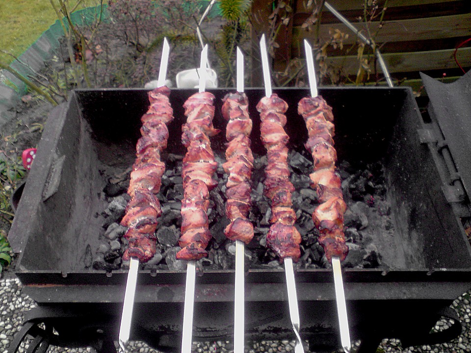 Schaschlik auf armenische Art von brangumas | Chefkoch.de Schaschlik auf armenische Art von brangumas | Chefkoch.de
