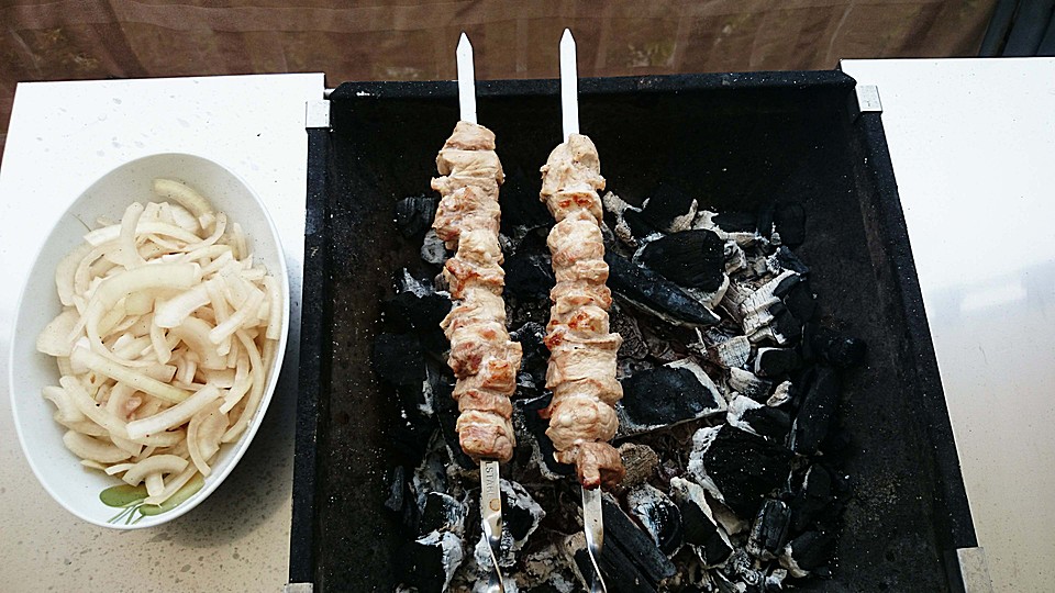 Schaschlik auf armenische Art von brangumas | Chefkoch.de Schaschlik auf armenische Art von brangumas | Chefkoch.de