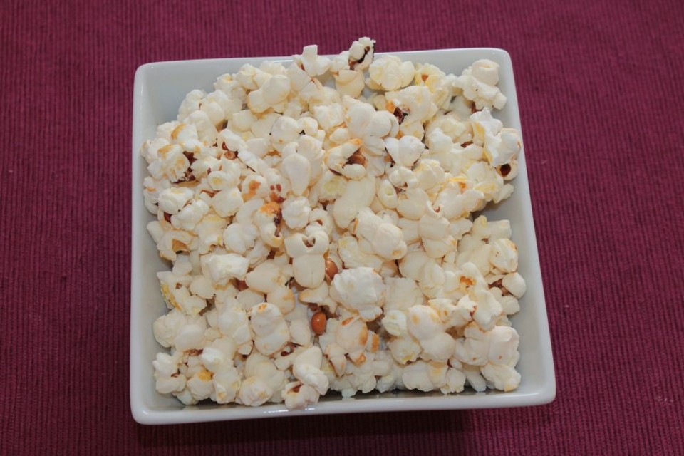 Süßes Popcorn aus der Mikrowelle von honeybunny16 | Chefkoch.de