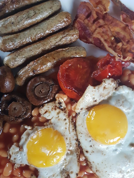 Full English Breakfast von handsabumsadaisy | Chefkoch.de