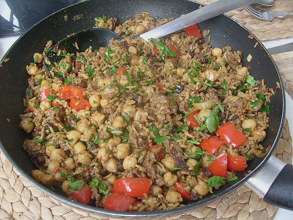 Hackfleisch-Reis-Pfanne mit Curry, Kichererbsen und Rosinen von amy76 ... Hackfleisch-Reis-Pfanne mit Curry, Kichererbsen und Rosinen von amy76 ...