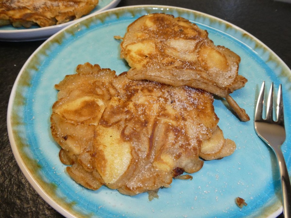 Apfelpfannkuchen mit Zimt von red_passion80 | Chefkoch.de Apfelpfannkuchen mit Zimt von red_passion80 | Chefkoch.de