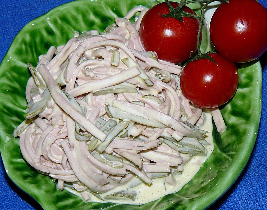 Töginger Fleischsalat, mit selbstgemachter Mayonnaise von Herta ...