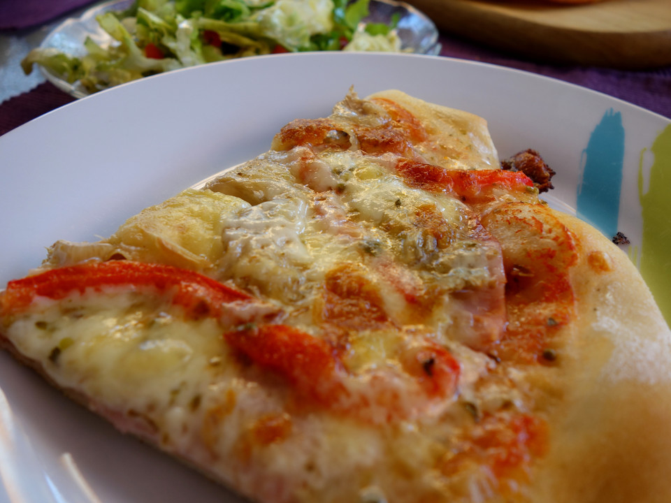 Pizzateig für ein Blech von Kochnudel84 | Chefkoch.de