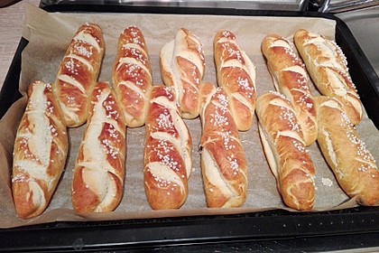 Laugenstangen, selbst gemacht 159