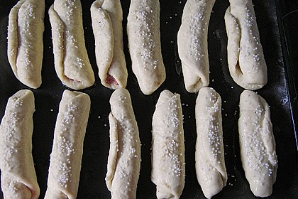 Laugenstangen, selbst gemacht 241