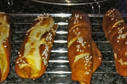 Laugenstangen, selbst gemacht 260