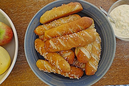 Laugenstangen, selbst gemacht 77