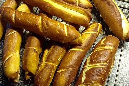 Laugenstangen, selbst gemacht 79