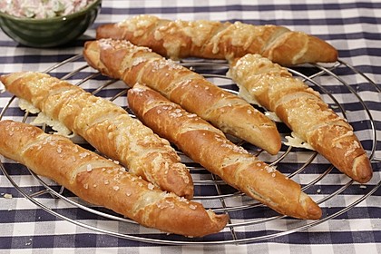 Laugenstangen, selbst gemacht 33