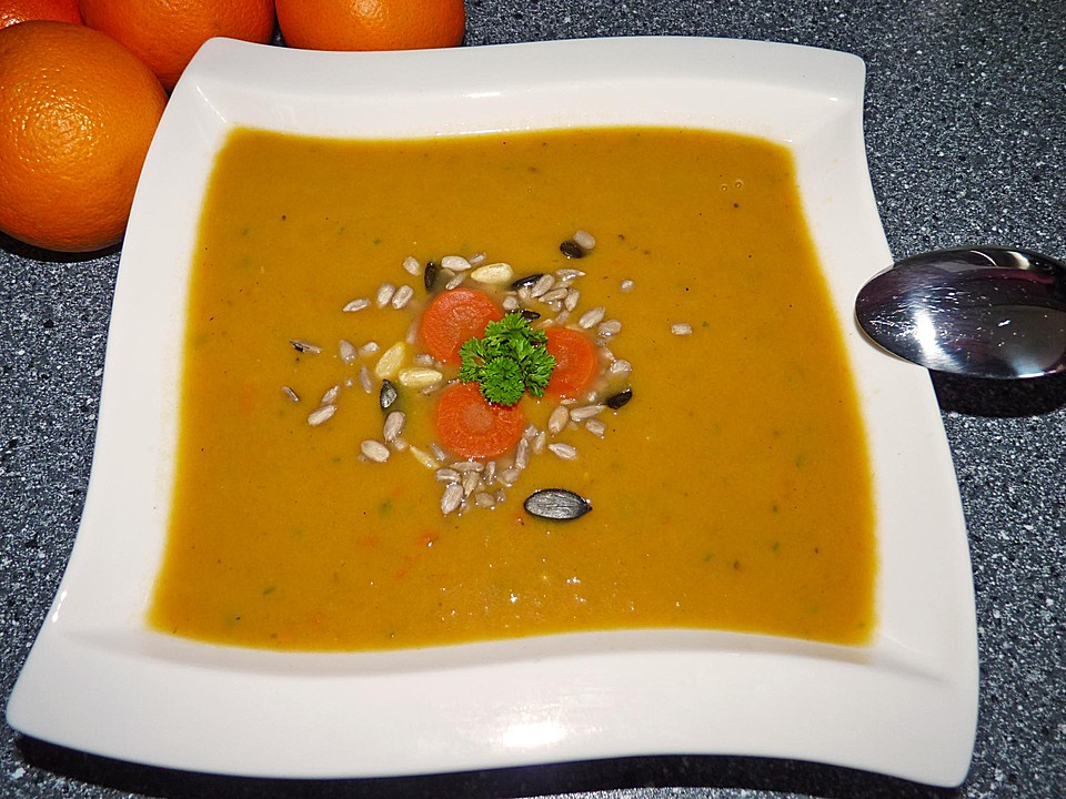 Süßkartoffel - Karotten - Ingwersuppe von twinkle30 | Chefkoch.de