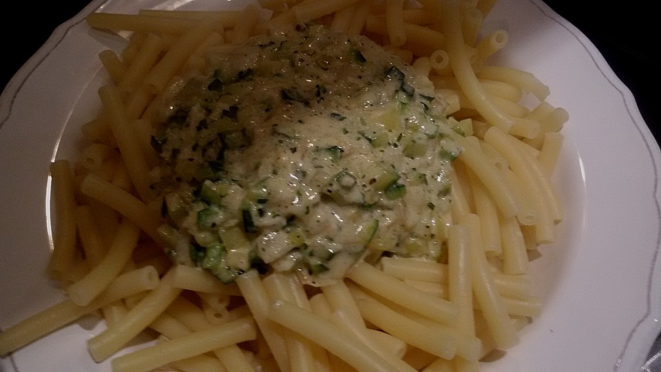 Zucchinisoße zu Pasta von gaertnerin | Chefkoch.de