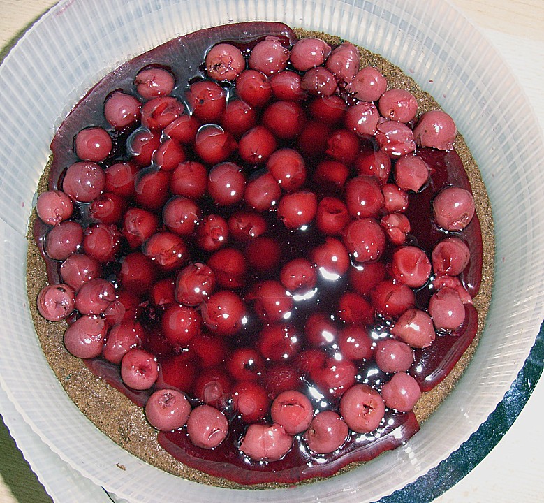 Ferrero - Küsschen Torte von Dresty | Chefkoch.de