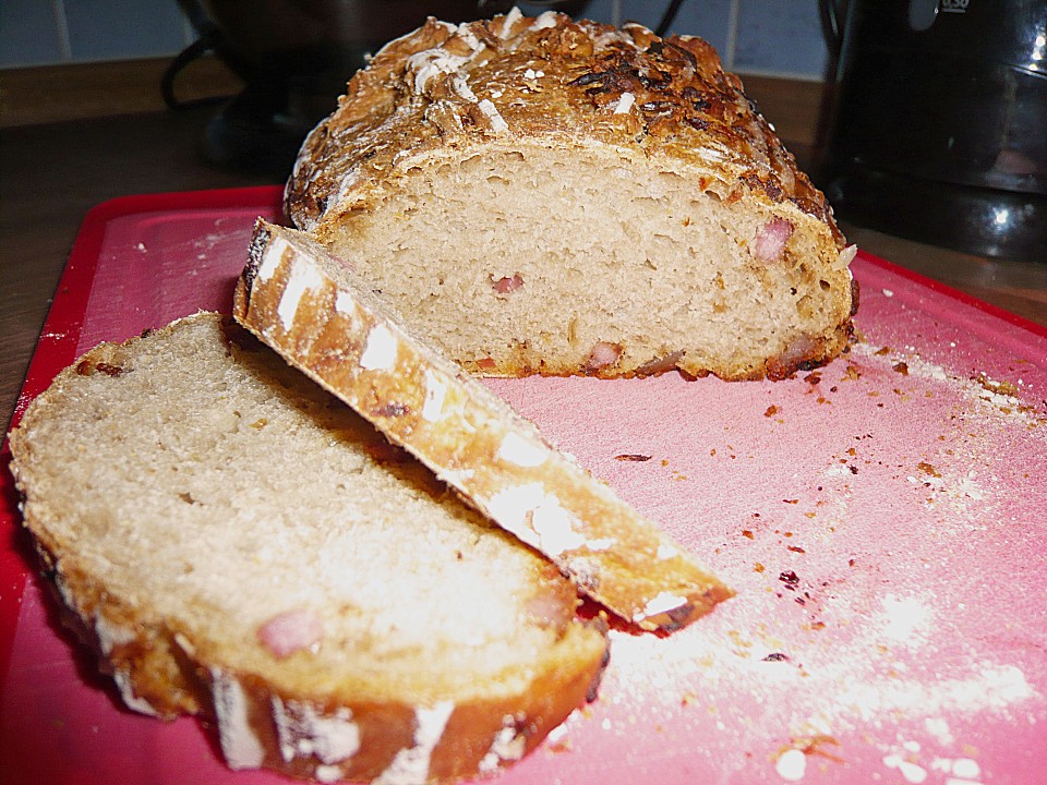 Wein - Zwiebel - Speck - Brot von Allegro | Chefkoch.de