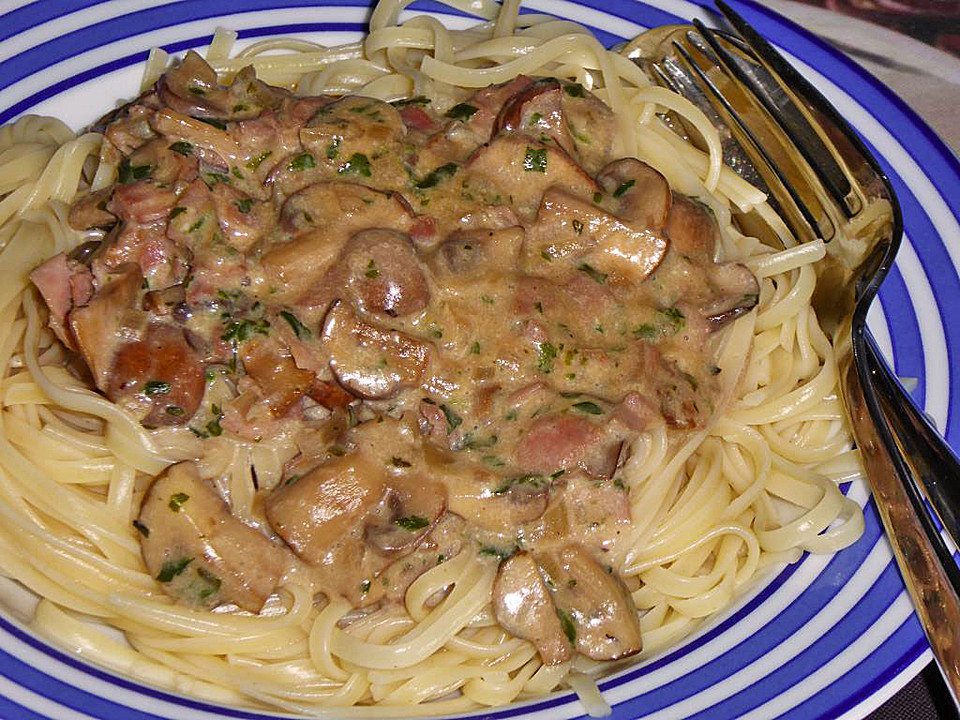 Tagliatelle mit Pfifferlingen von moenerl | Chefkoch.de