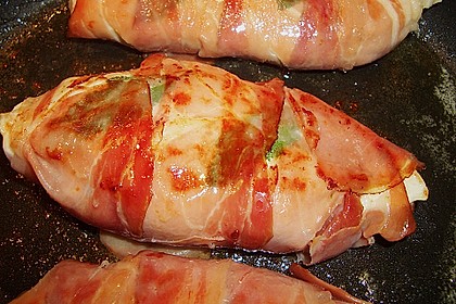 Gefüllte Hähnchenbrust im Schinkenmantel 1