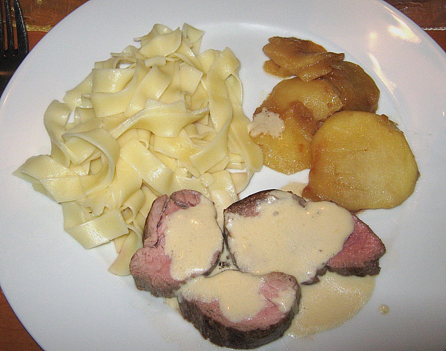 Schweinefilet mit Äpfeln in Calvados - Sauce | Chefkoch.de