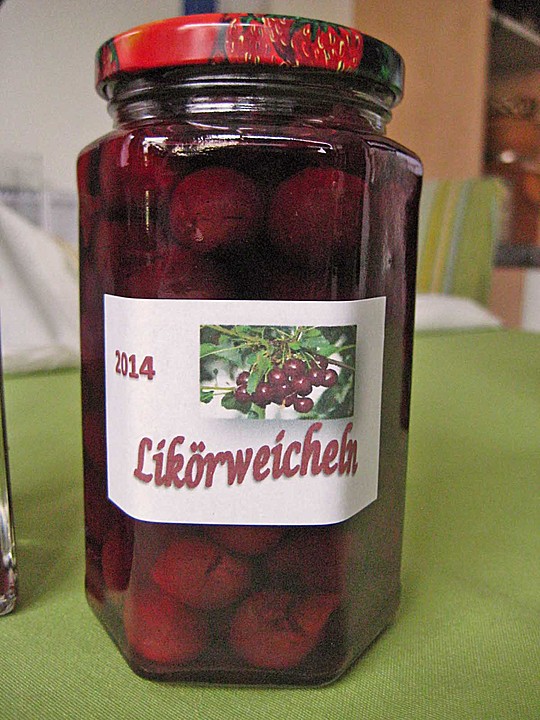 Sauerkirsch Likör Selber Machen Mit Korn Sauerkirschlikör von kataborita | Chefkoch.de