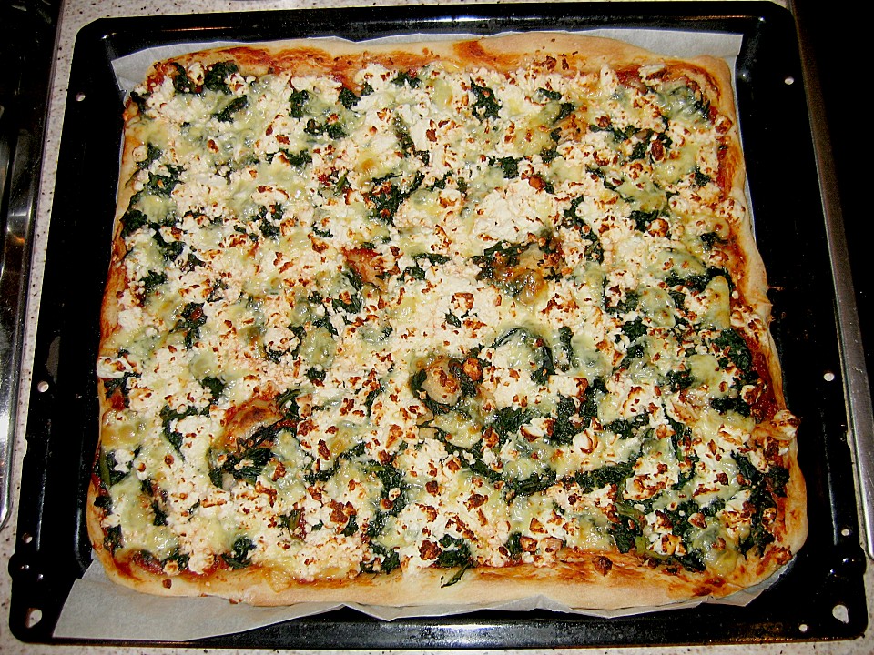 Vegetarische Spinatpizza von svenne74 | Chefkoch.de