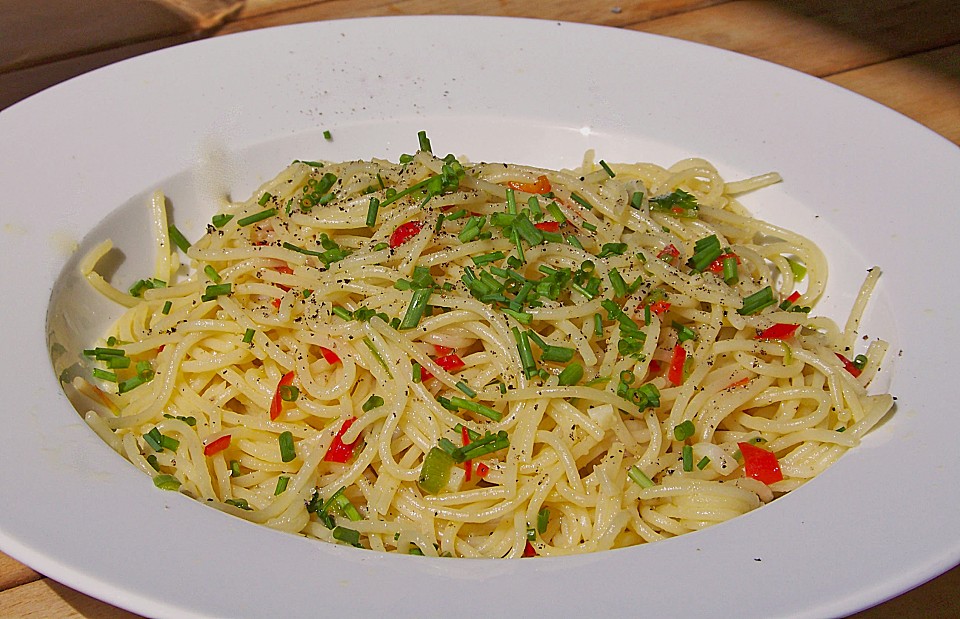 Spaghetti aglio, olio e peperoncino von Iffy203 | Chefkoch.de