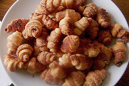 Gerollte Mini-Nusshörnchen 151