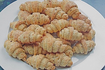 Gerollte Mini-Nusshörnchen 32