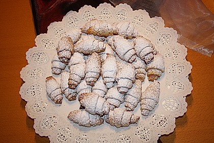 Gerollte Mini-Nusshörnchen 211