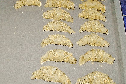 Gerollte Mini-Nusshörnchen 129