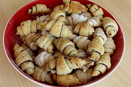 Gerollte Mini-Nusshörnchen 76