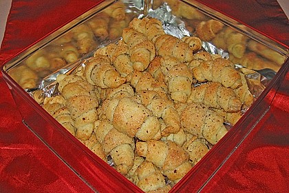 Gerollte Mini-Nusshörnchen 90