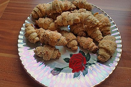 Gerollte Mini-Nusshörnchen 82
