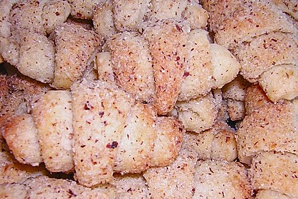 Gerollte Mini-Nusshörnchen 157