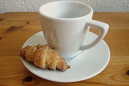 Gerollte Mini-Nusshörnchen 7