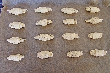 Gerollte Mini-Nusshörnchen 185