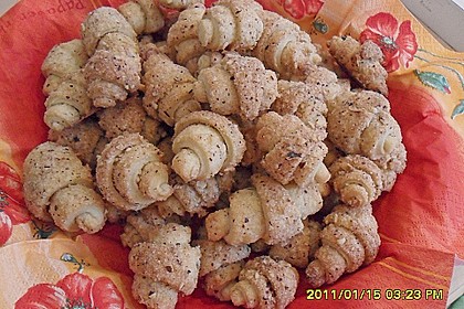 Gerollte Mini-Nusshörnchen 47
