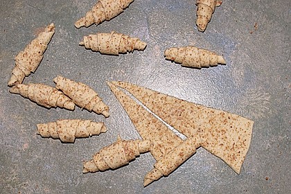Gerollte Mini-Nusshörnchen 31