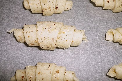 Gerollte Mini-Nusshörnchen 143