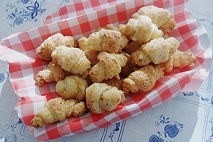 Gerollte Mini-Nusshörnchen 38