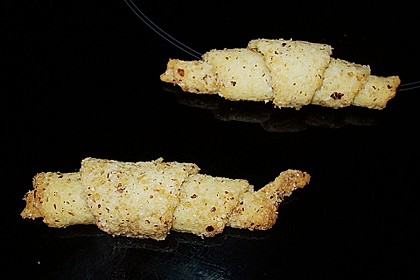 Gerollte Mini-Nusshörnchen 75