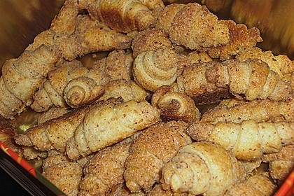 Gerollte Mini-Nusshörnchen 87