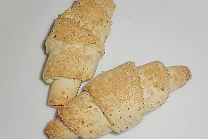 Gerollte Mini-Nusshörnchen 80