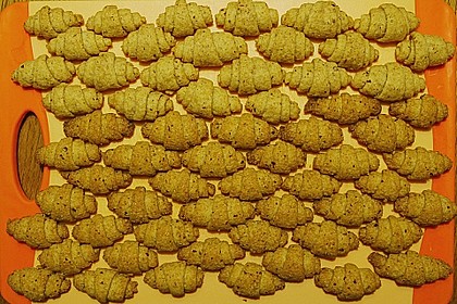 Gerollte Mini-Nusshörnchen 146