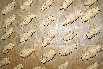 Gerollte Mini-Nusshörnchen 168