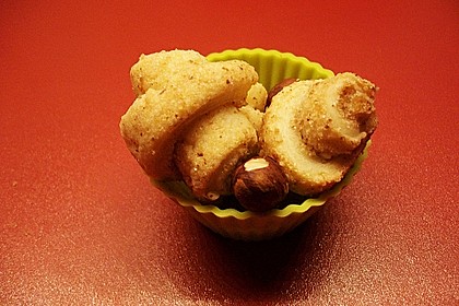 Gerollte Mini-Nusshörnchen 213