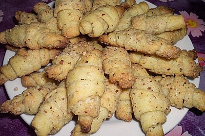 Gerollte Mini-Nusshörnchen 104