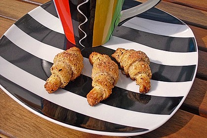 Gerollte Mini-Nusshörnchen 73